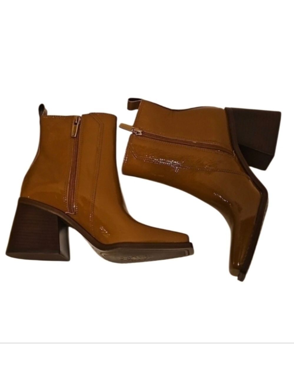 Vince Camuto Brandy Leather Ankle Boots Western Square Toe Size 5 Host Pick